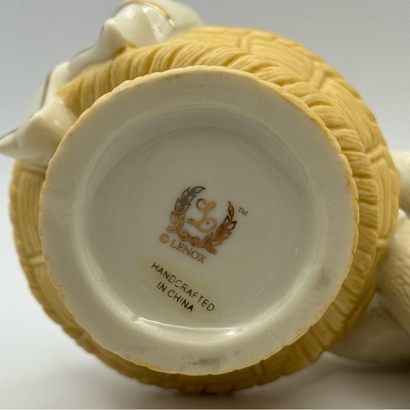 Lenox “Sweet Wonder” 24 Kt Gold Accents- Cat Easter Bunny & Eggs In Basket - Picture 6 of 7